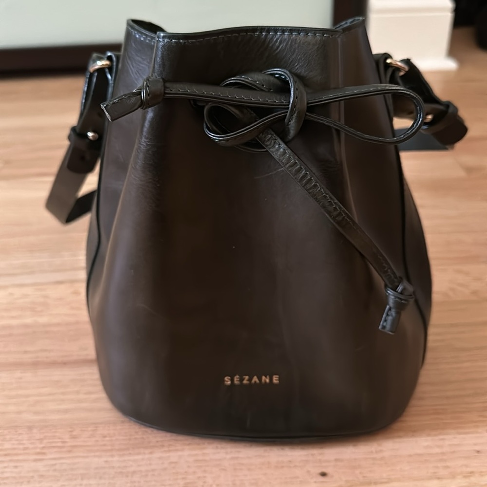 Sezane Farrow bag in dark green